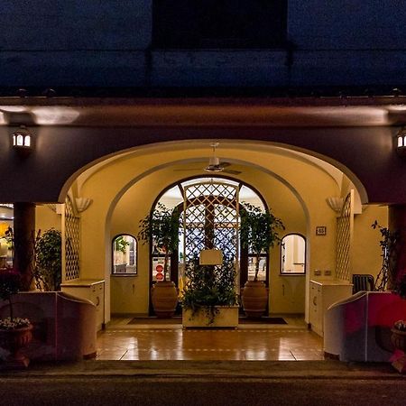 La Taverna Del Leone Positano Extérieur photo