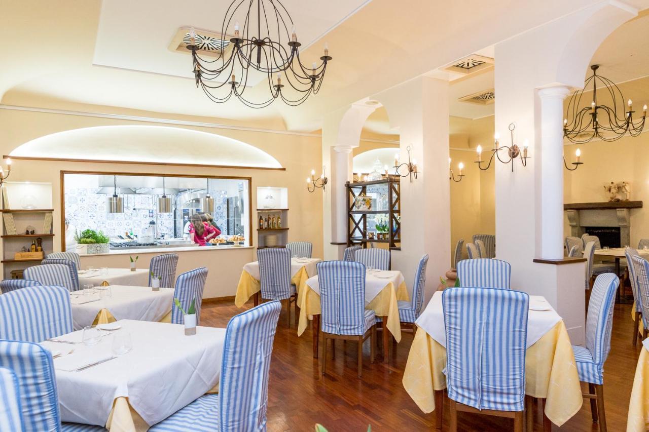 La Taverna Del Leone Positano Extérieur photo